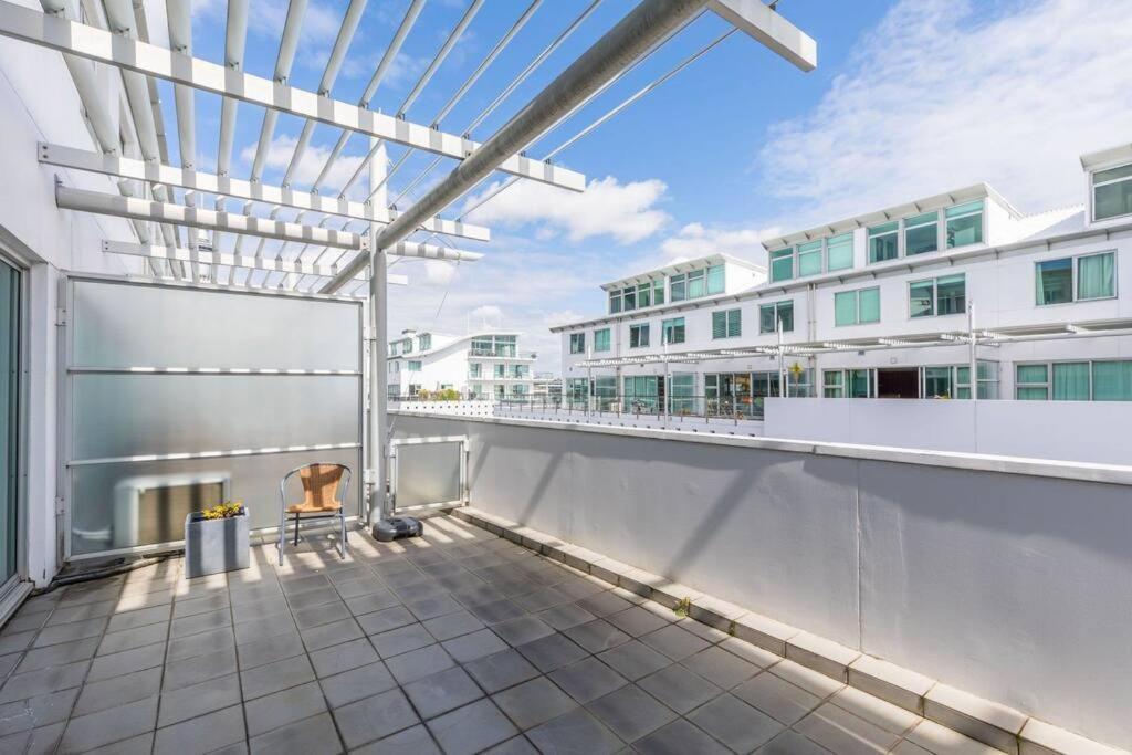 أوكلاند Seaview Waterfront Hotel Apt المظهر الخارجي الصورة
